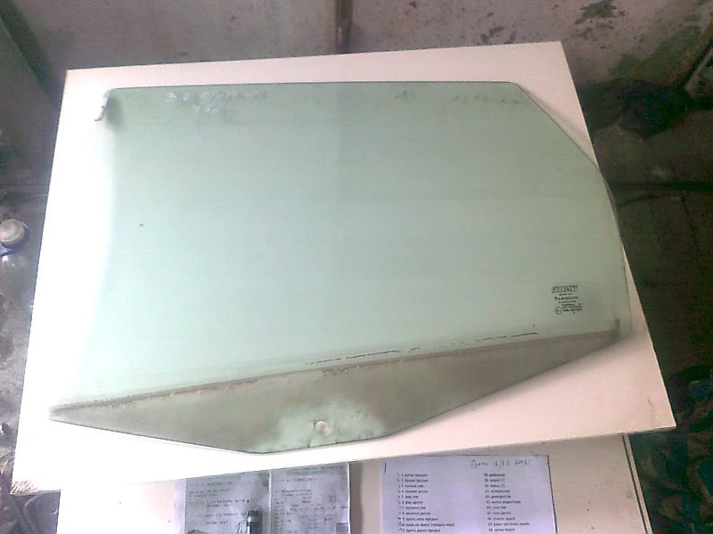 стъкло странично задно ляво за Фиат Пунто мк2