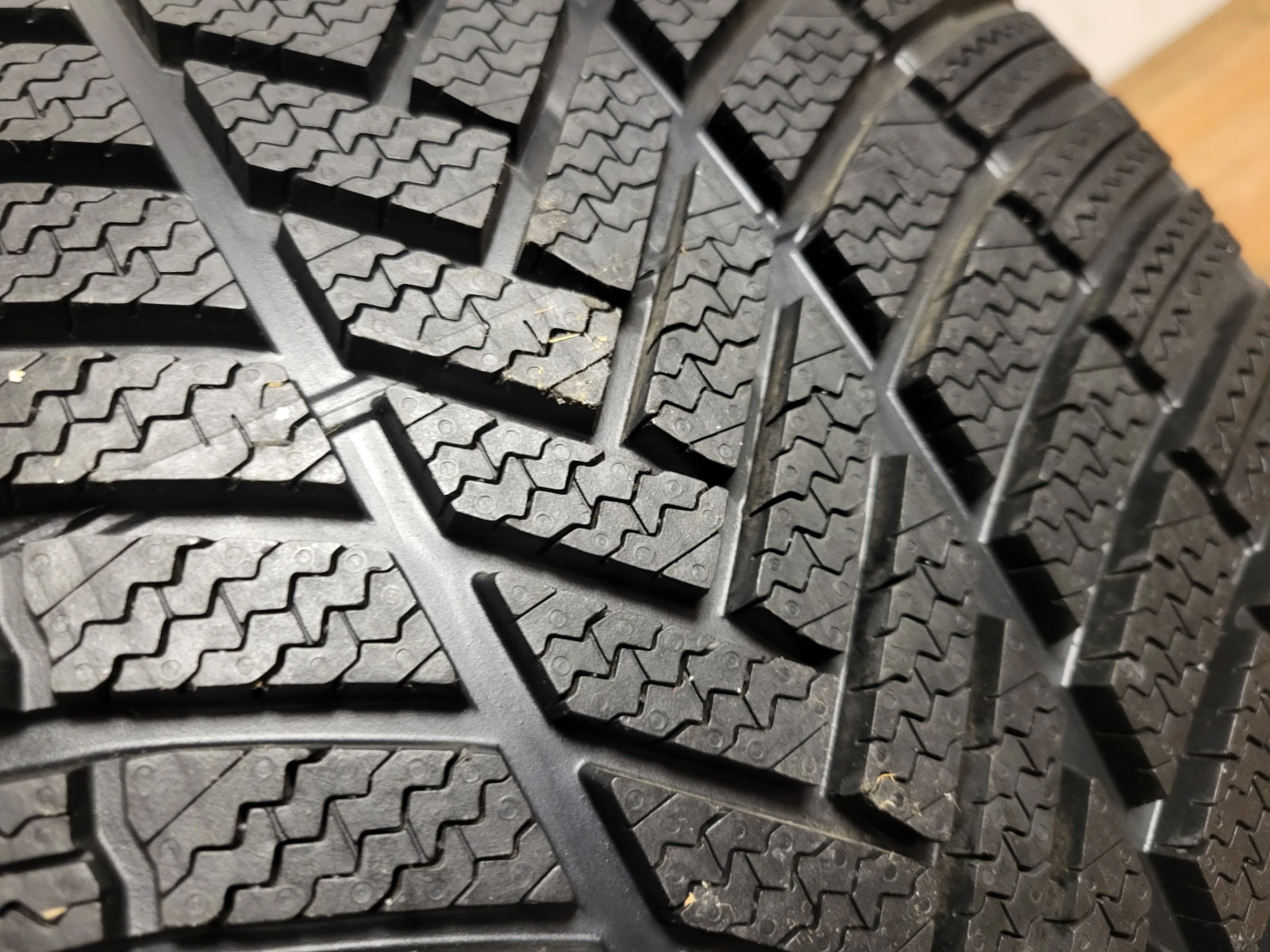  295/35R19 | Mobile.bg   4