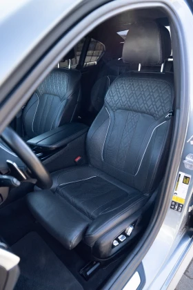 BMW 540 i xDrive Individual , снимка 13