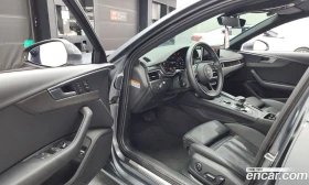 Audi A4 40 TFSI Premium, снимка 13