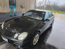 Mercedes-Benz E 320, снимка 2