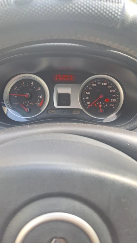 Renault Clio - 2200 € - 97234389 4