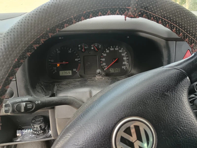 VW Multivan, снимка 5 - Автомобили и джипове - 47483974