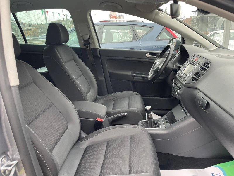 VW Golf Plus 1.6ТDI Facelift, снимка 12 - Автомобили и джипове - 48227475