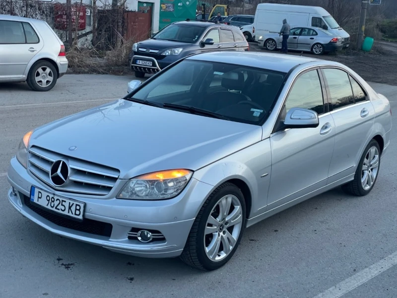 Mercedes-Benz C 220, снимка 2 - Автомобили и джипове - 48780839