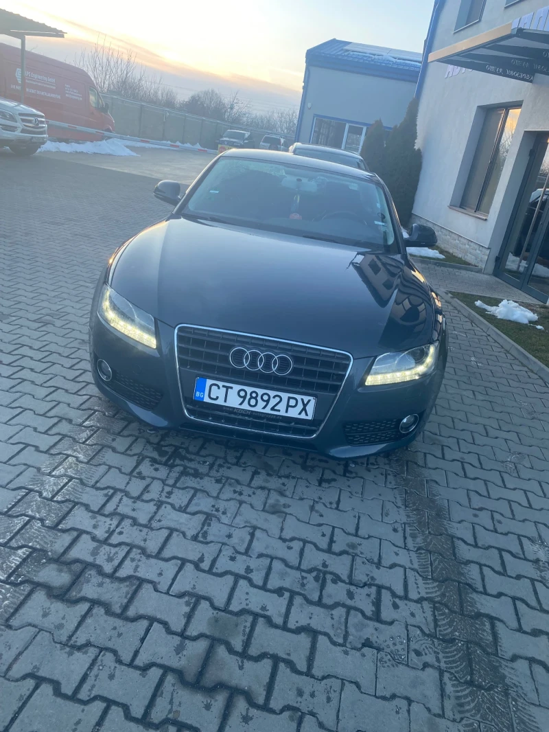 Audi A5 2.0, снимка 7 - Автомобили и джипове - 49236648