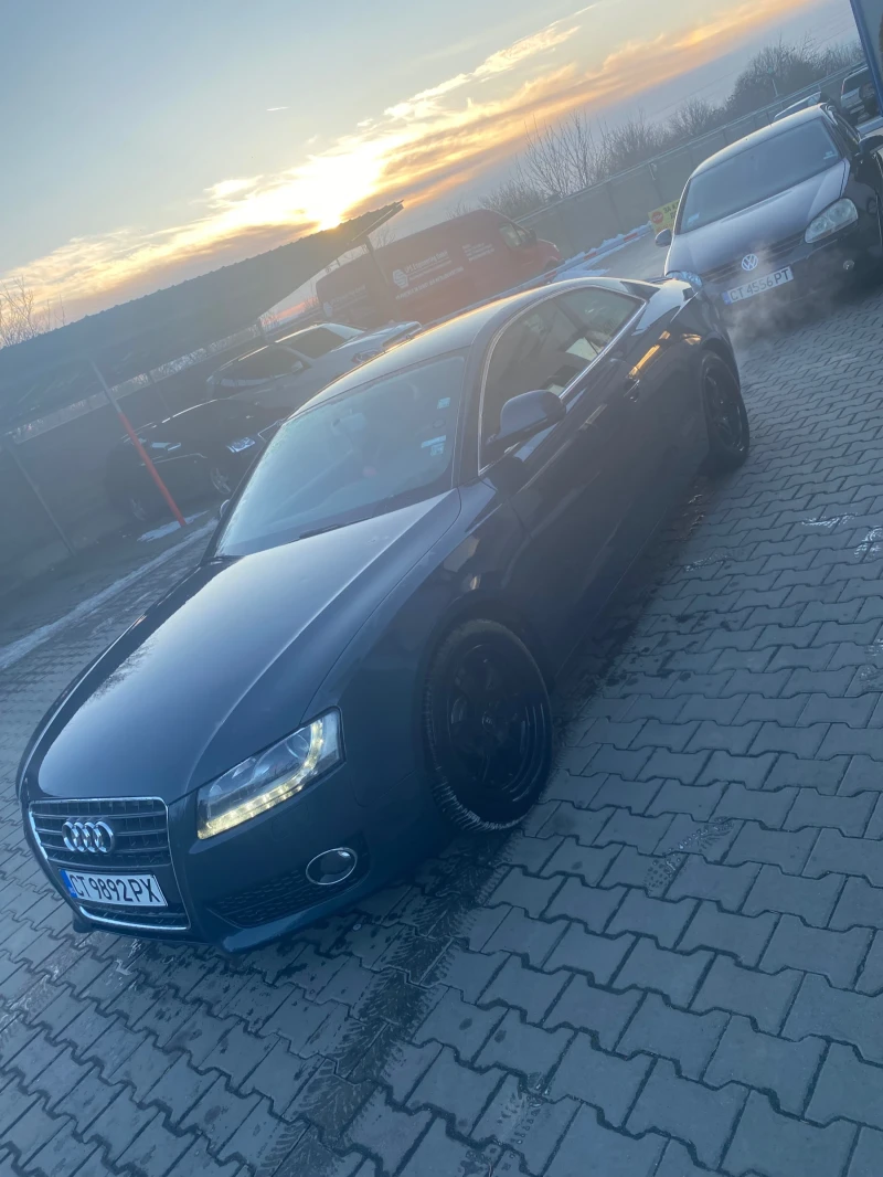 Audi A5 2.0, снимка 6 - Автомобили и джипове - 49236648