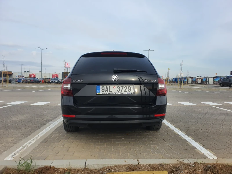 Skoda Octavia 1.5 TSI  TURBO DSG NAVi 150кс, снимка 6 - Автомобили и джипове - 49599599