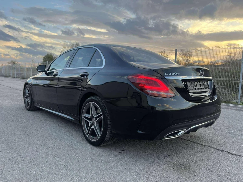 Mercedes-Benz C 220 d/AMG-LINE/194HP/BURM/LED/KLESS, снимка 6 - Автомобили и джипове - 52634324