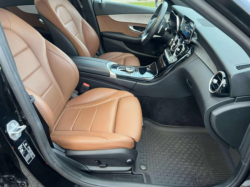 Mercedes-Benz C 220 d/AMG-LINE/194HP/BURM/LED/KLESS, снимка 9 - Автомобили и джипове - 52634324