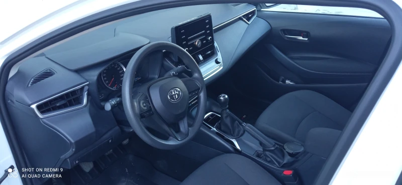 Toyota Corolla седан, снимка 4 - Автомобили и джипове - 52804649