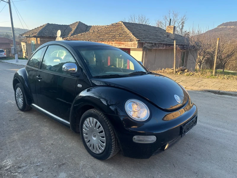 VW Beetle 2.0, снимка 2 - Автомобили и джипове - 52804328