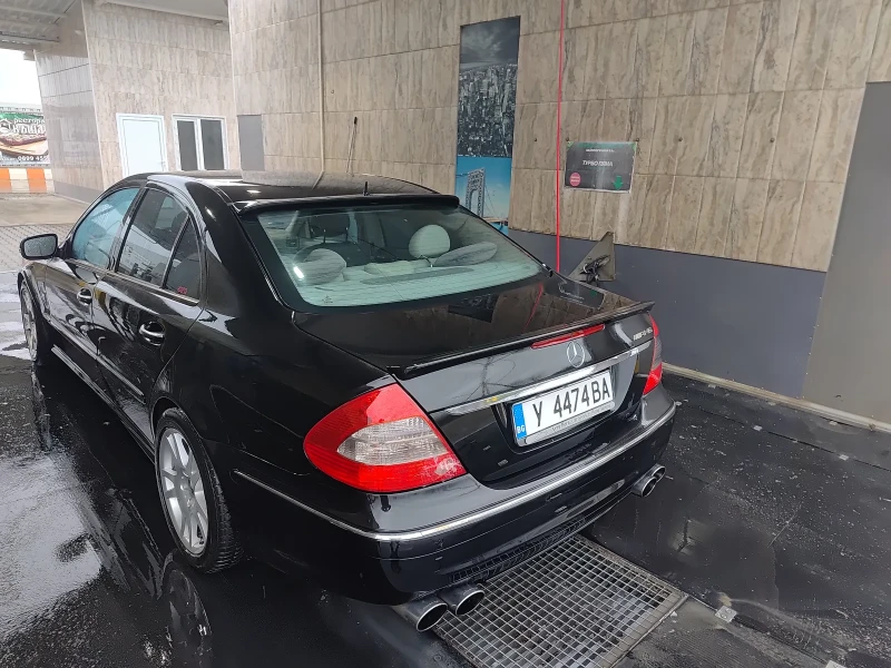 Mercedes-Benz E 320, снимка 4 - Автомобили и джипове - 52997165