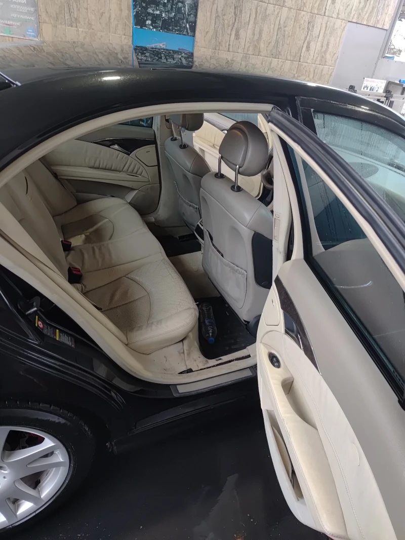 Mercedes-Benz E 320, снимка 11 - Автомобили и джипове - 52997165