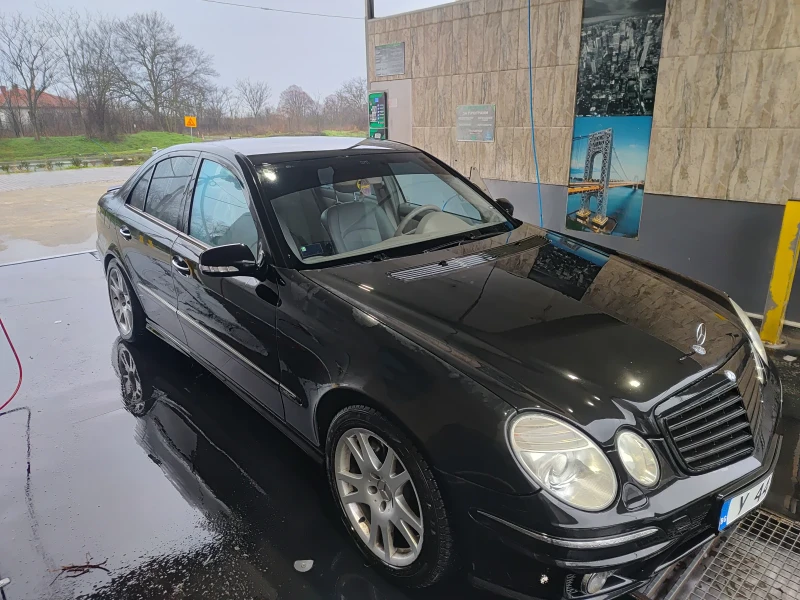 Mercedes-Benz E 320, снимка 3 - Автомобили и джипове - 52997165