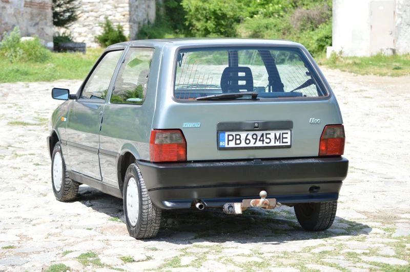 Fiat Uno 1.0 45S, снимка 4 - Автомобили и джипове - 53184055