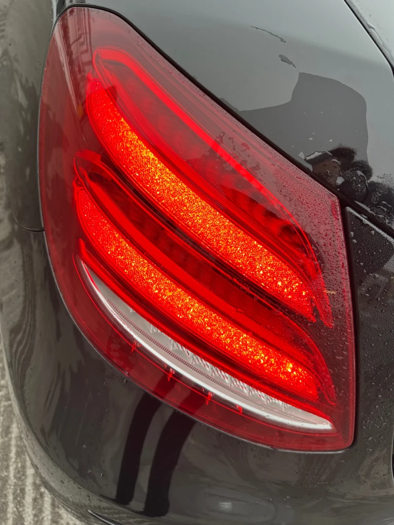 Mercedes-Benz E 220 4 matic, снимка 11 - Автомобили и джипове - 53212013