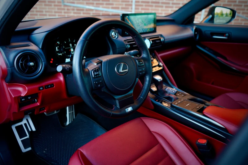 Lexus IS 300 F SPORT* * AWD * * CARFAX * * АВТО КРЕДИТ * * , снимка 7 - Автомобили и джипове - 53277895