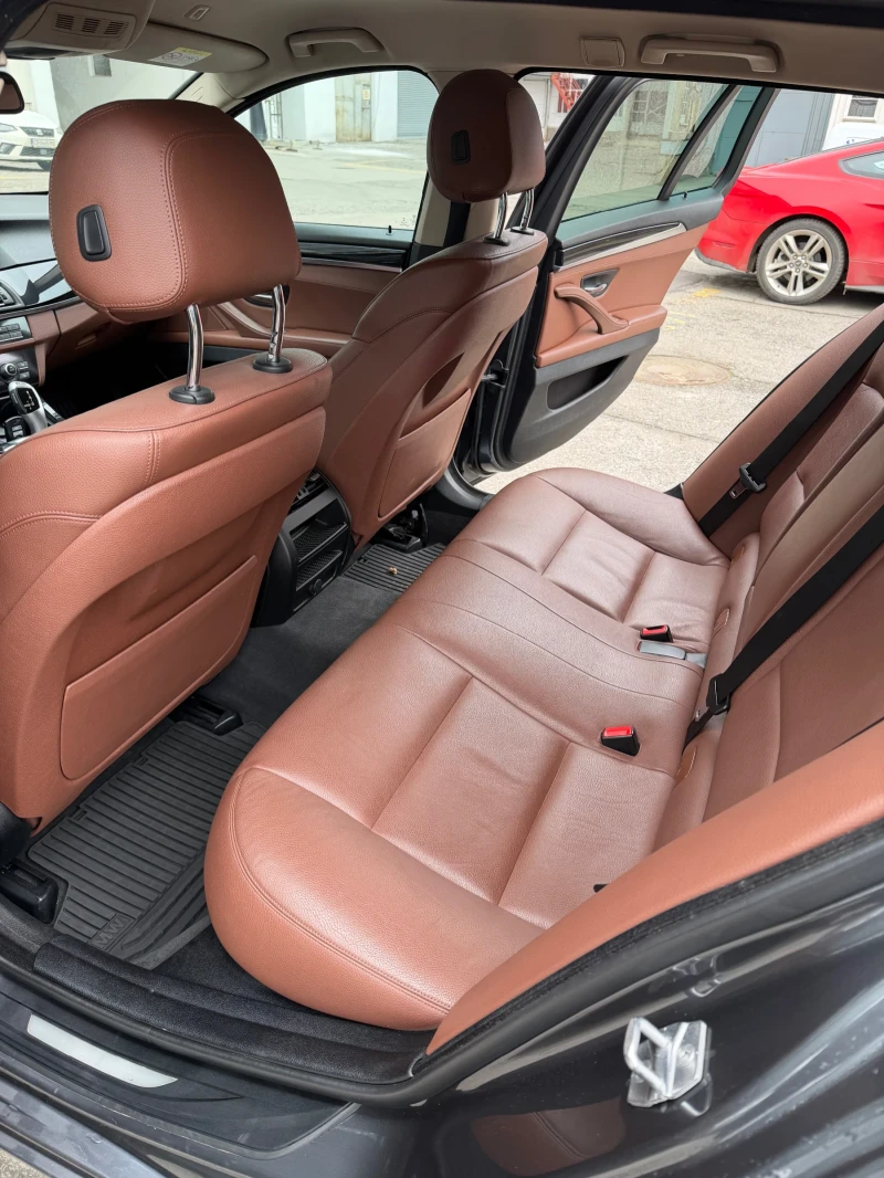 BMW 520 xDrive, снимка 10 - Автомобили и джипове - 53430201
