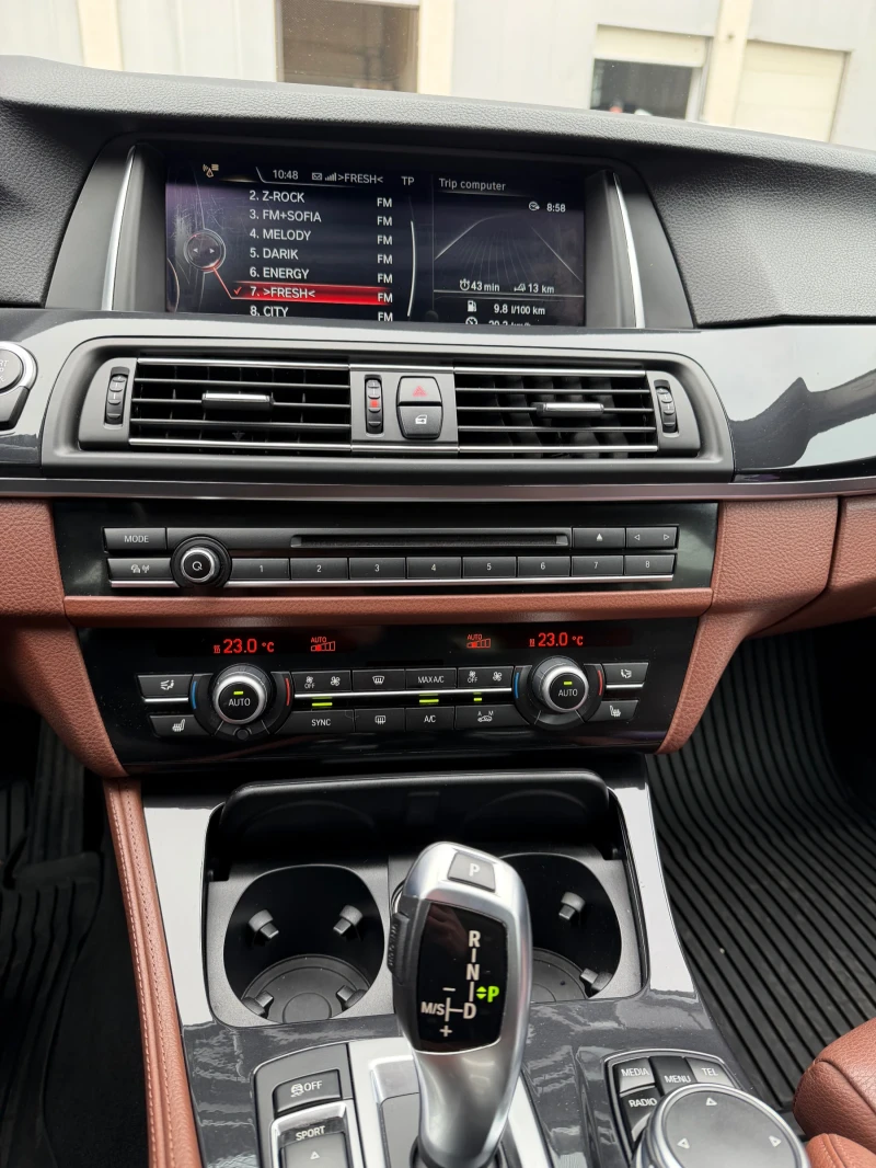 BMW 520 xDrive, снимка 12 - Автомобили и джипове - 53430201