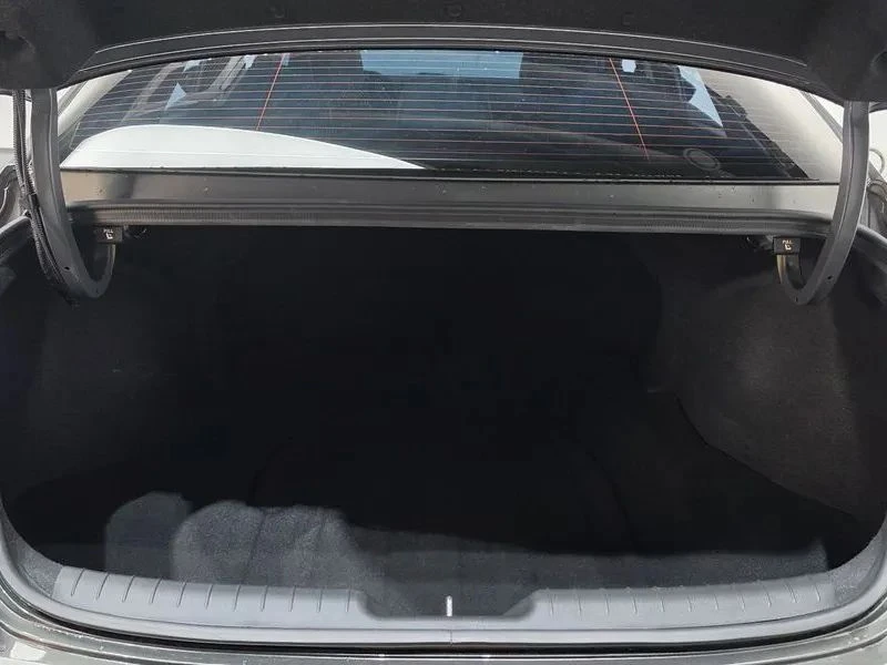 Hyundai Elantra, снимка 16 - Автомобили и джипове - 56724950