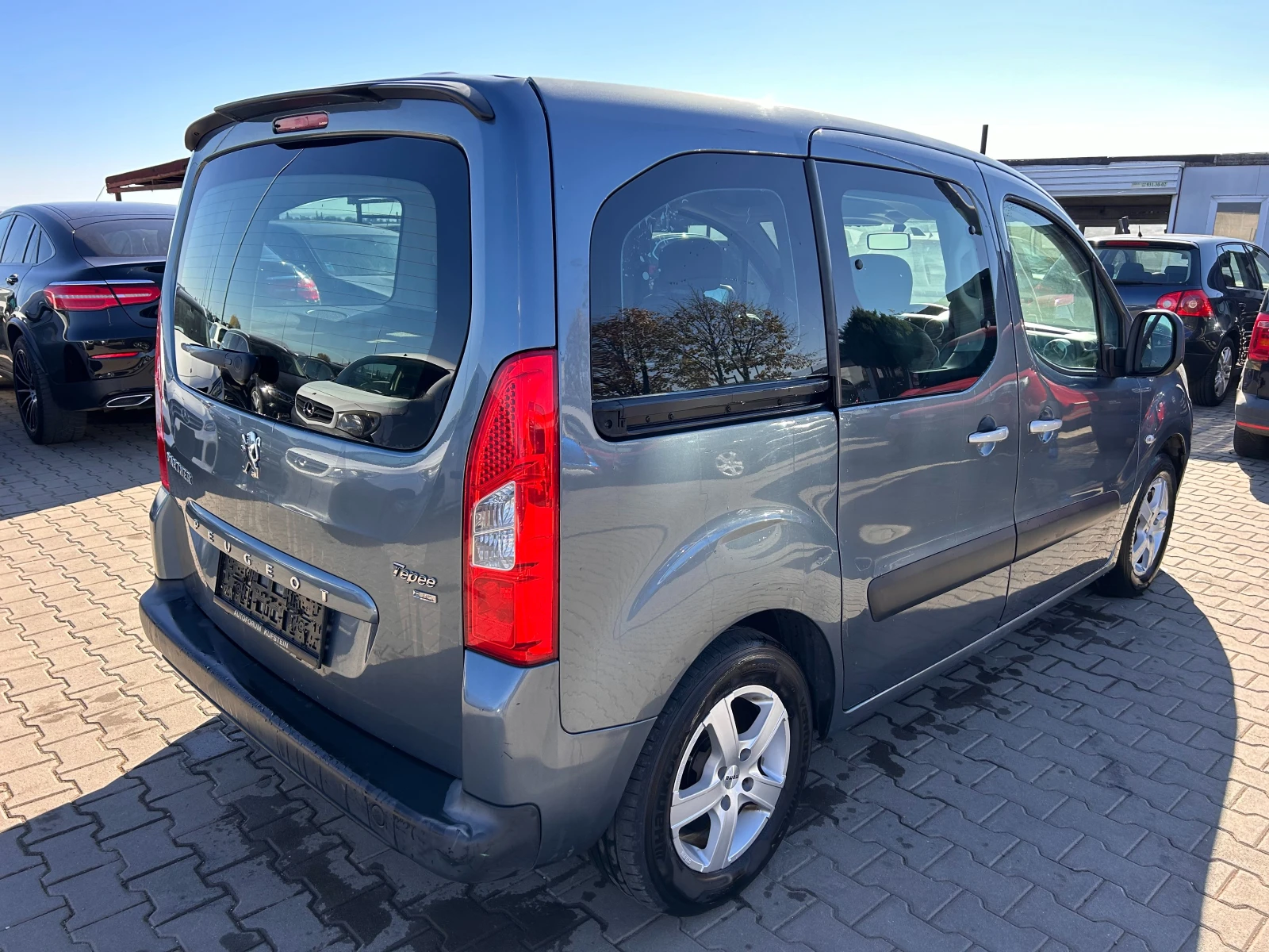 Peugeot Partner 1.6HDI 4+ 1 EURO 5 - изображение 6