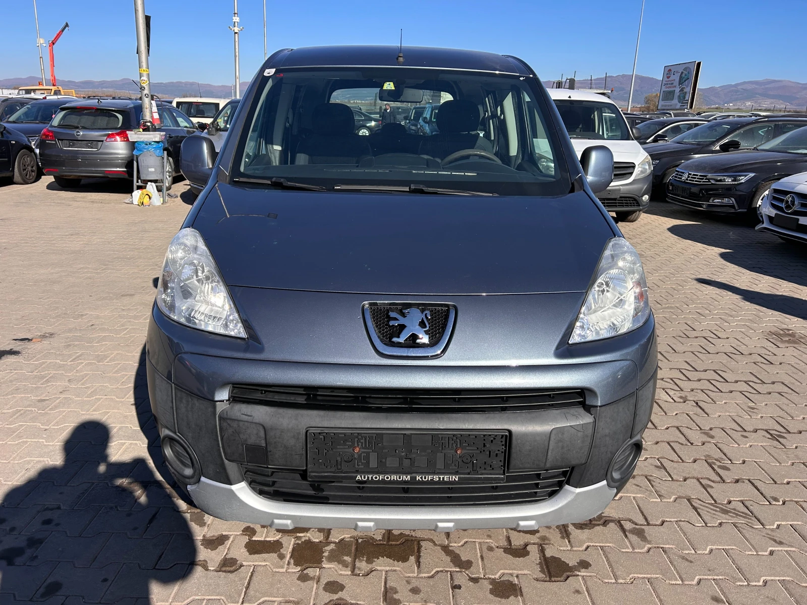 Peugeot Partner 1.6HDI 4+ 1 EURO 5 - изображение 3