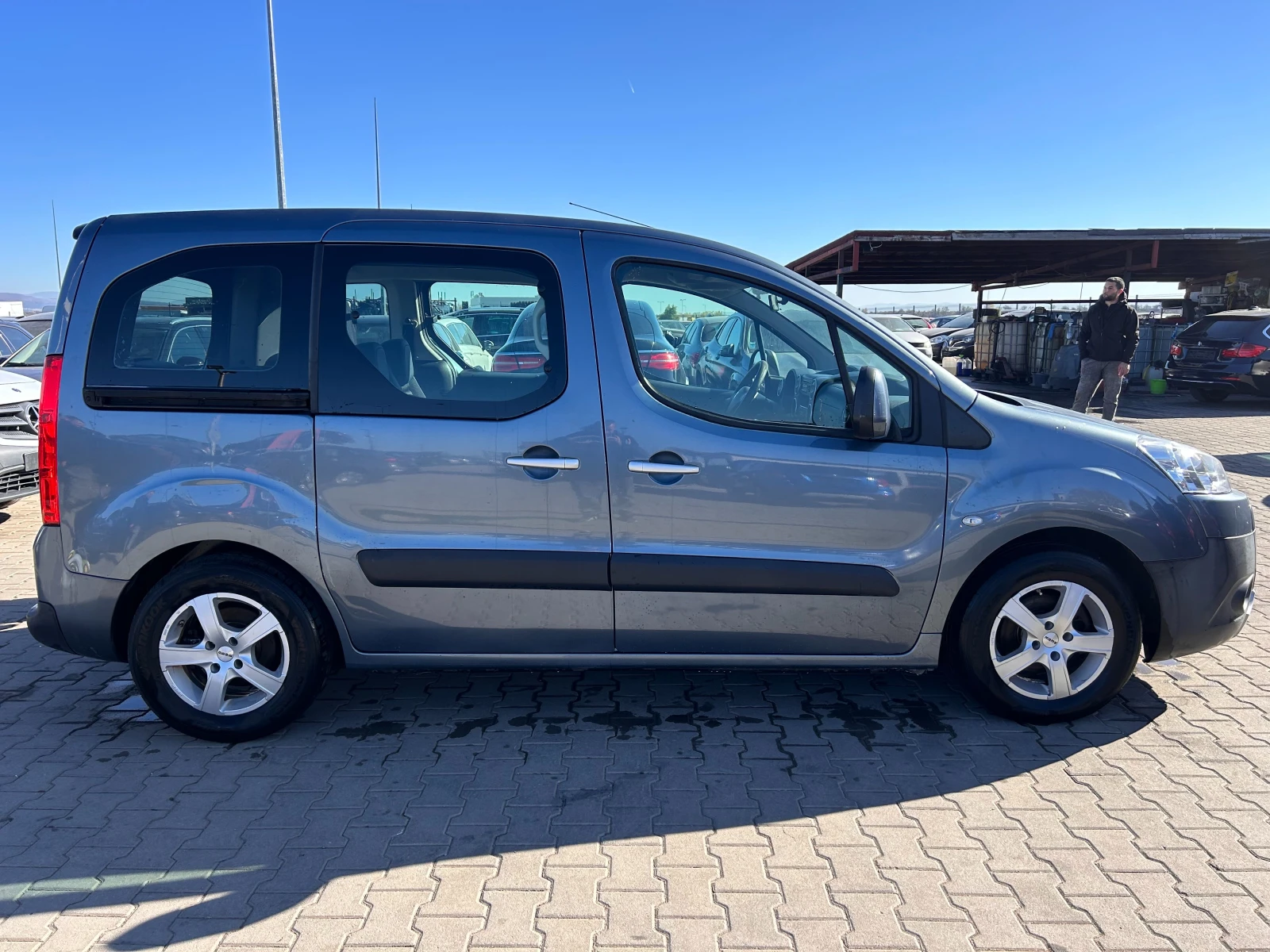 Peugeot Partner 1.6HDI 4+ 1 EURO 5 - изображение 5