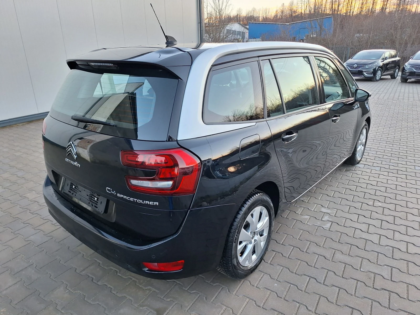 Citroen Grand C4 Picasso 7 места ЕВРО 6В от Италия - изображение 6