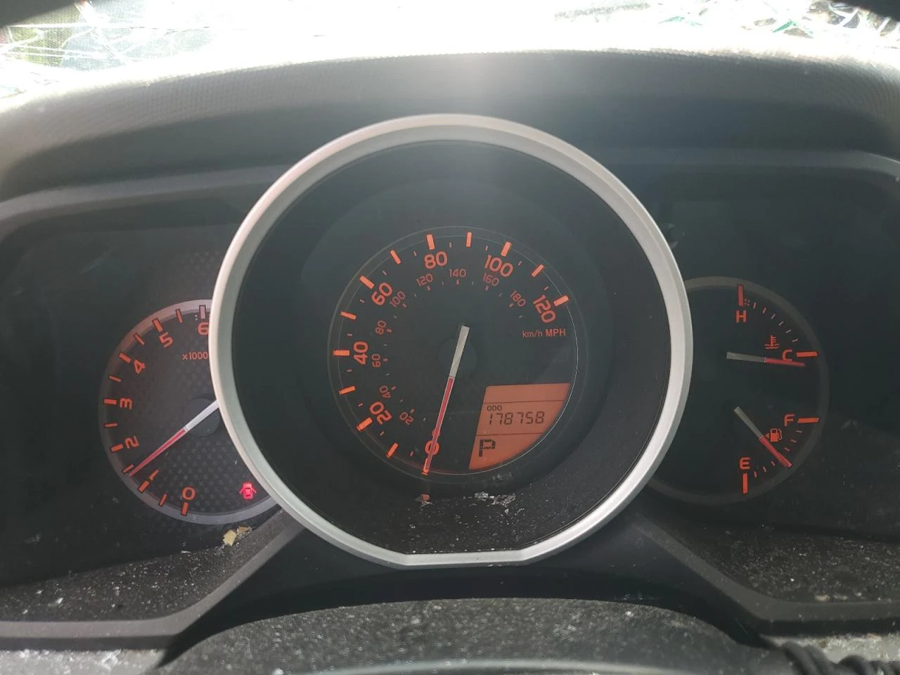 Toyota 4runner 4.0i- 4WD - ЛИЗИНГ - изображение 9
