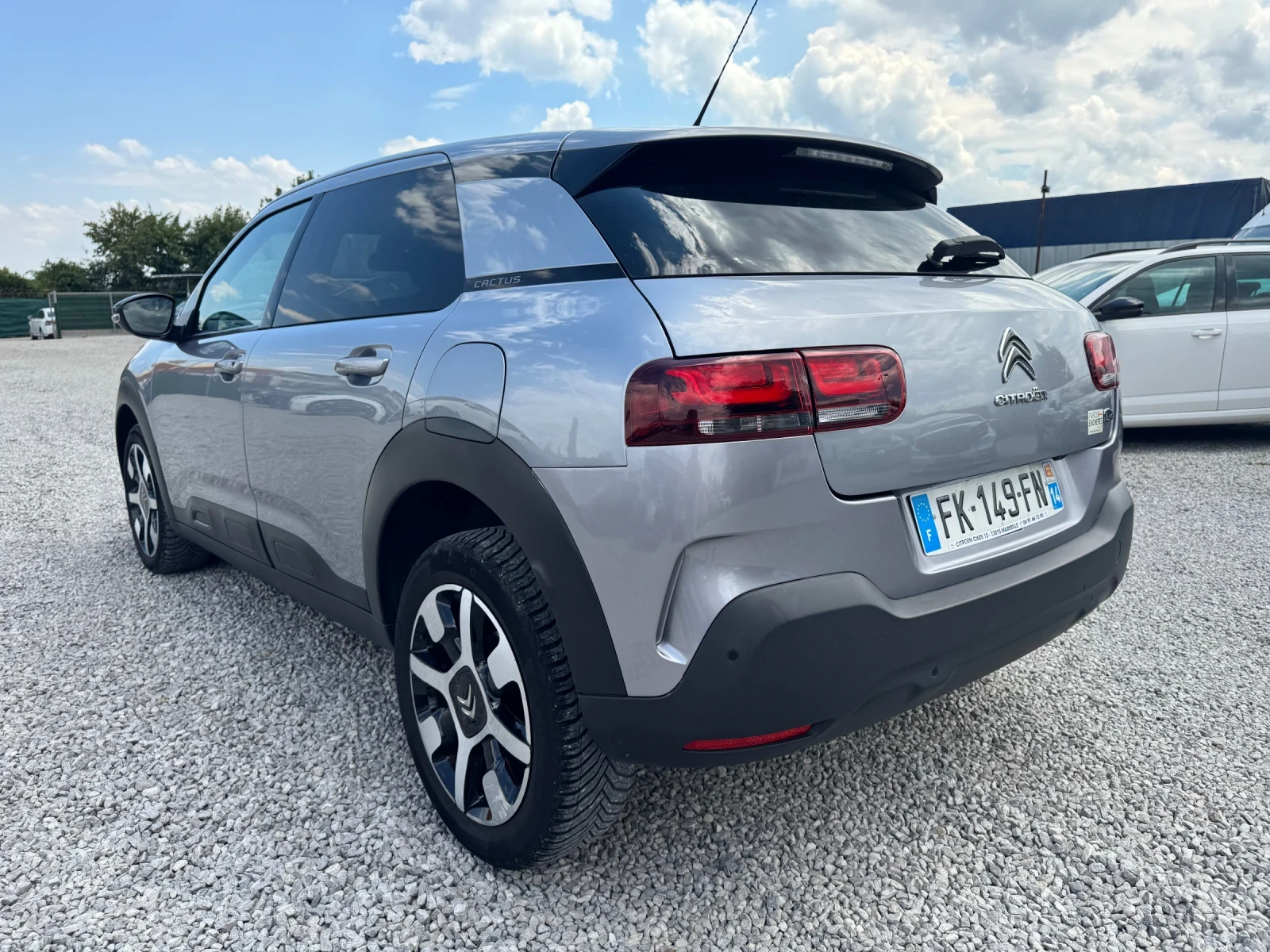 Citroen C4 Cactus 1.5-BlueHDI / KEY LESS / АВТОМАТИК / НАВИ / ТОП - изображение 5
