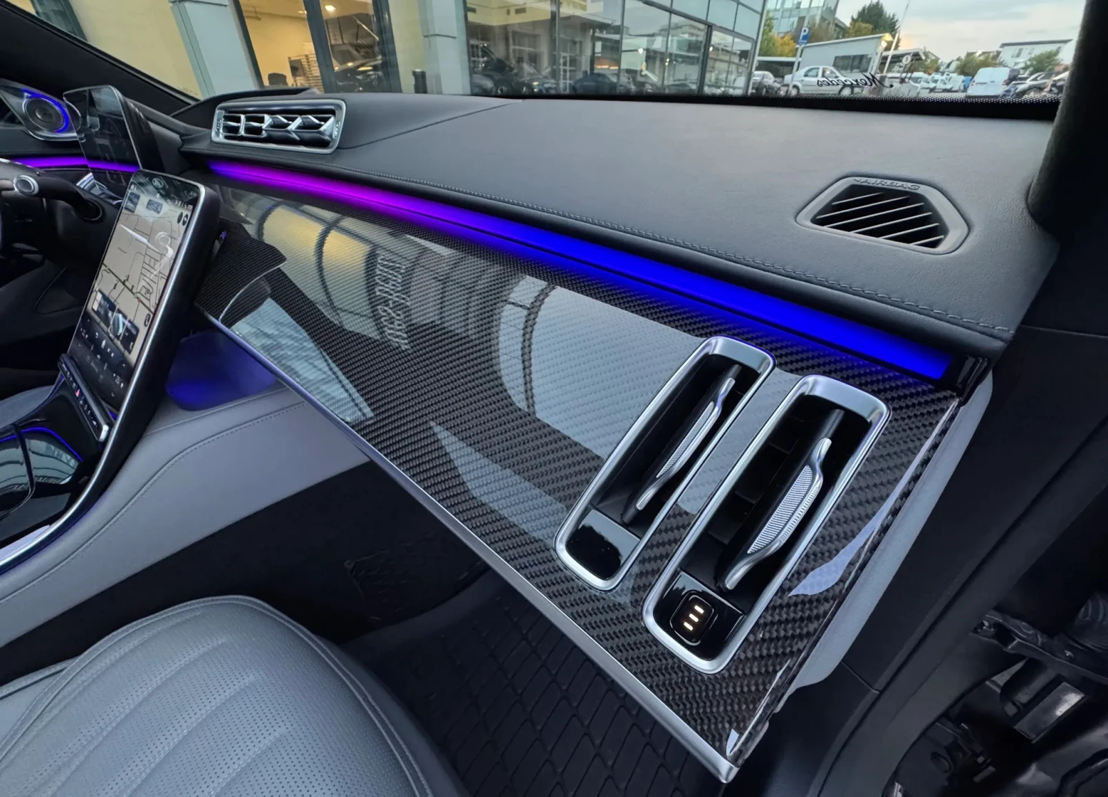 Mercedes-Benz SL 63 AMG E PERFORMANCE V8 Plug-in Hybrid 4MATIC+  - изображение 10