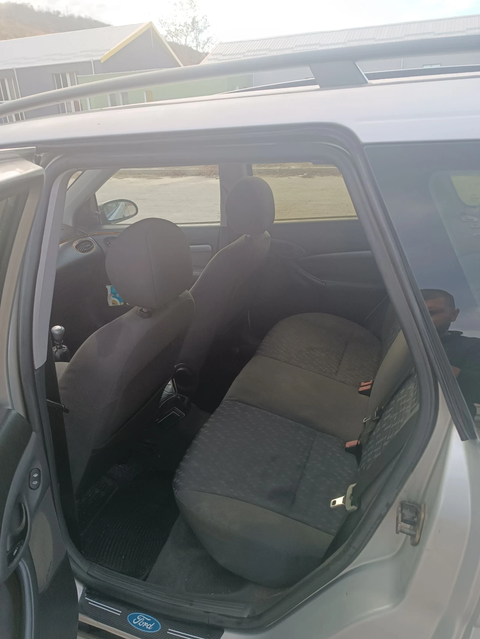 Ford Focus 1.8TDTI - изображение 7