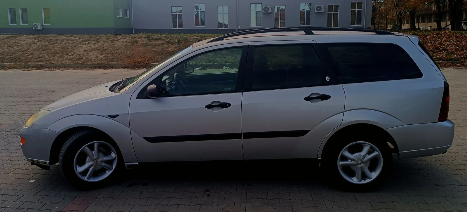 Ford Focus 1.8TDTI - изображение 4