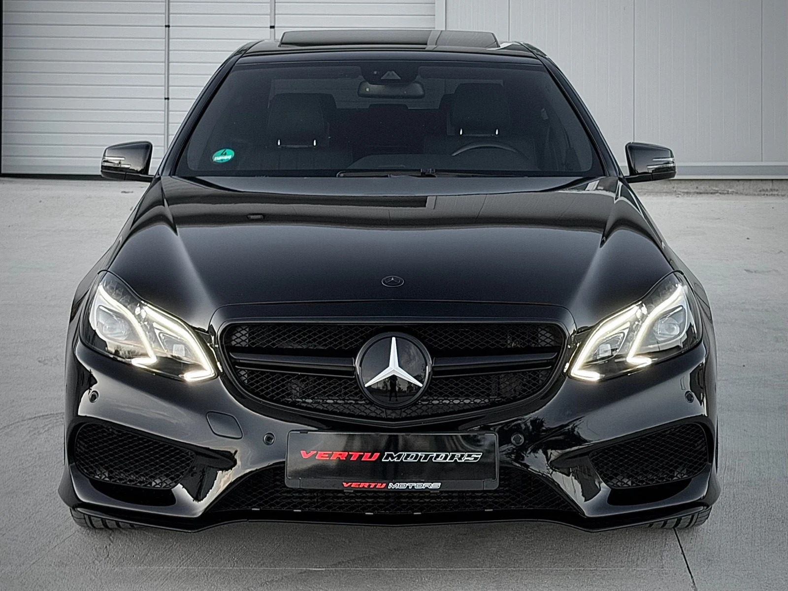 Mercedes-Benz E 350 AMG/ 4MATIC/ SHADOW LINE/ 3xTV/ EXCLUSIVE/  - изображение 2