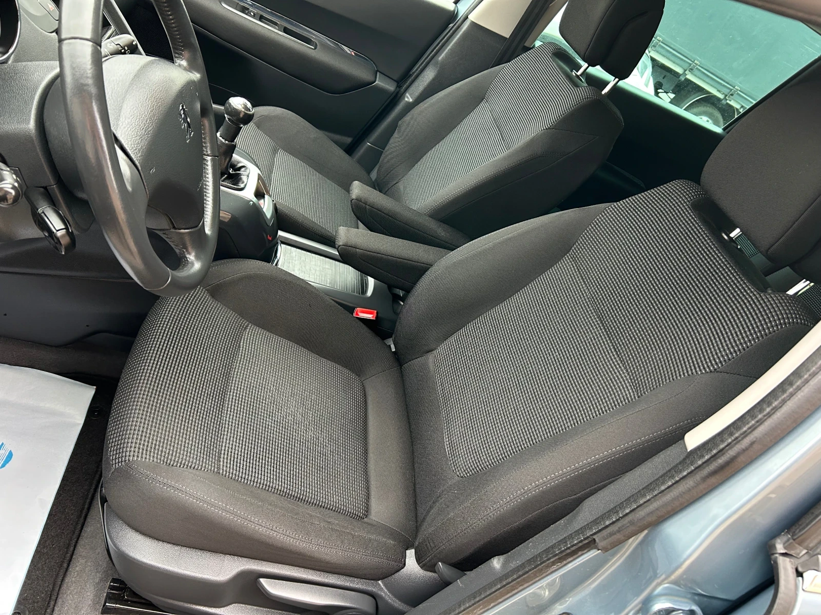 Peugeot 5008 1.6i   | Mobile.bg   14