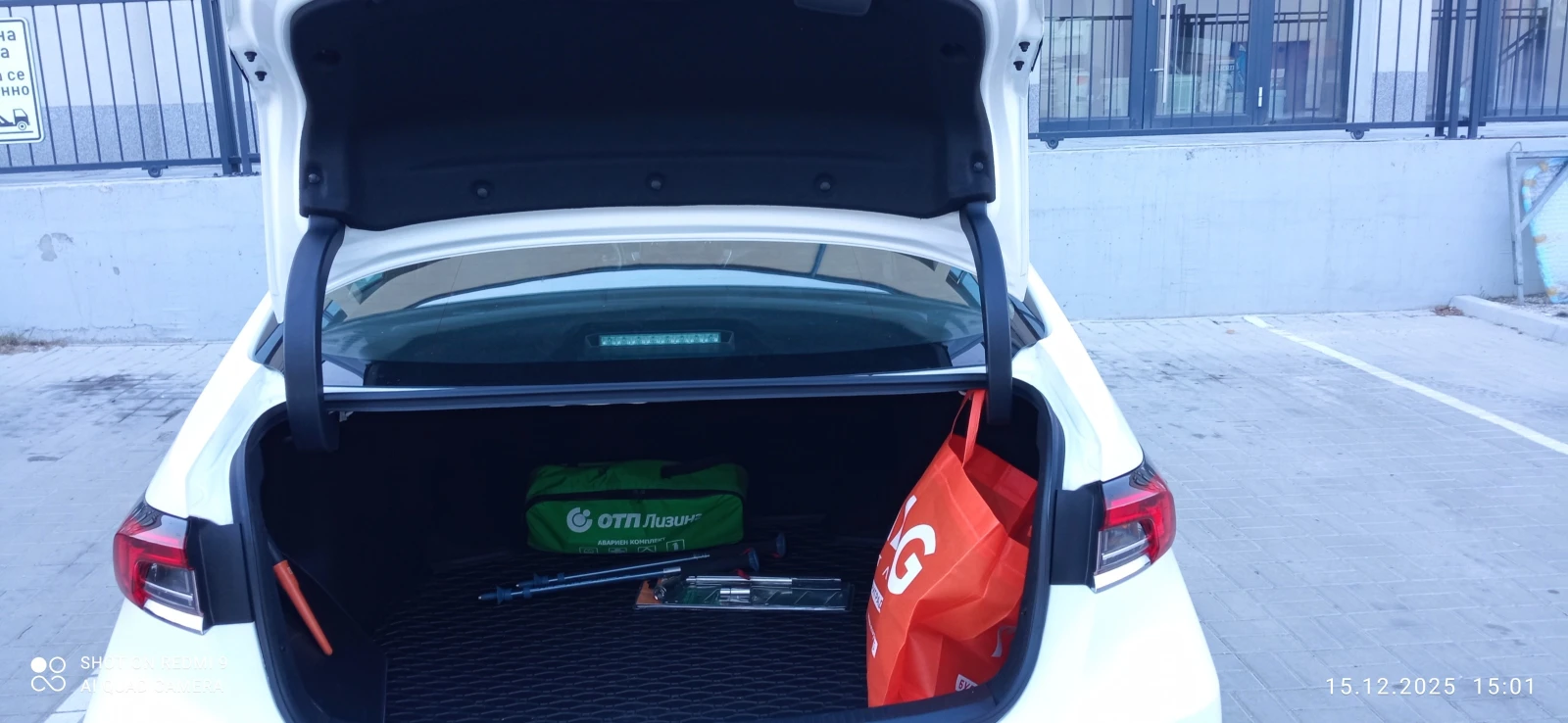 Toyota Corolla седан - изображение 8