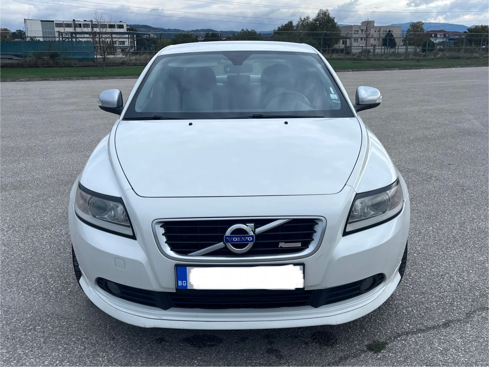 Volvo S40 D3 R-Design 5-цилиндъра - изображение 2