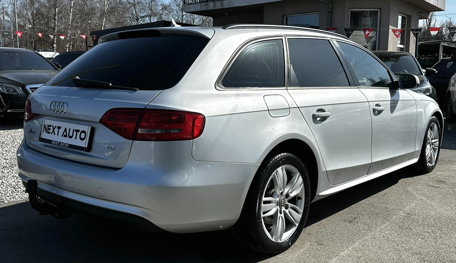 Audi A4 2.0TDI 140HP AUTOMAT ПОДГРЕВ EU5B, снимка 5 - Автомобили и джипове - 53768640