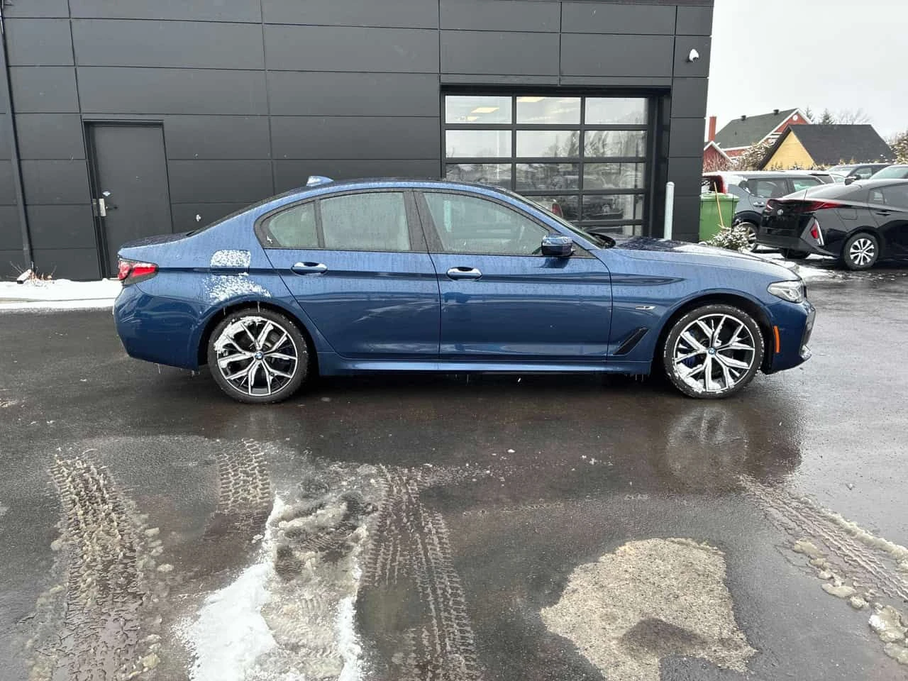 BMW 530E XDRIVE/CARFAX/ШИБИДАХ/ПОДГРЕВИ, снимка 4 - Автомобили и джипове - 53919070