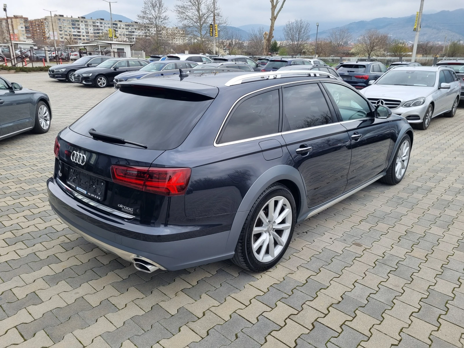 Audi A6 Allroad 3.0TDi-272кс= DISTRONIC, LED, КОЖА, ПОДГРЕВ= 2017г, снимка 6 - Автомобили и джипове - 54028294