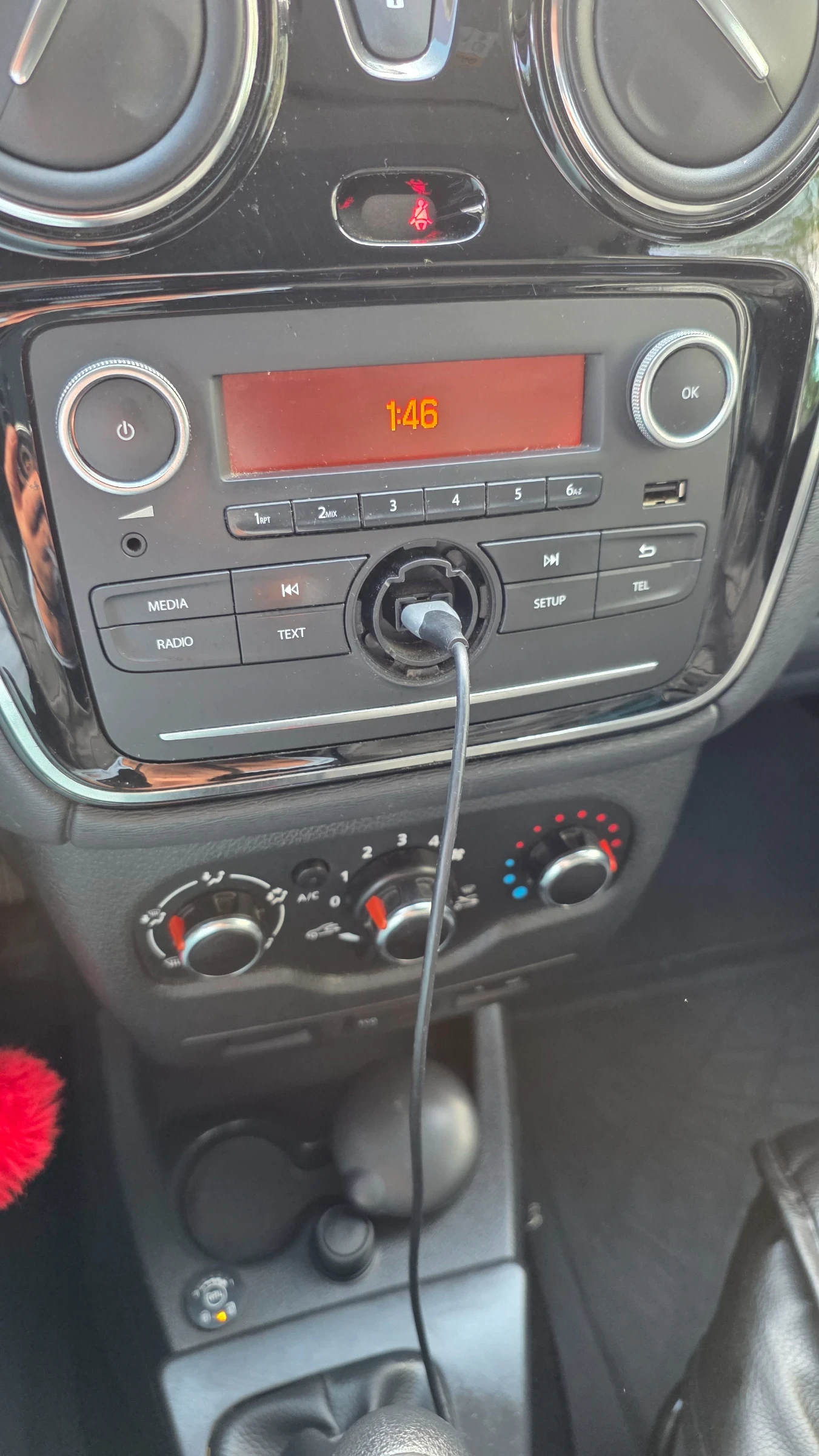 Dacia Dokker, снимка 2 - Автомобили и джипове - 54229577