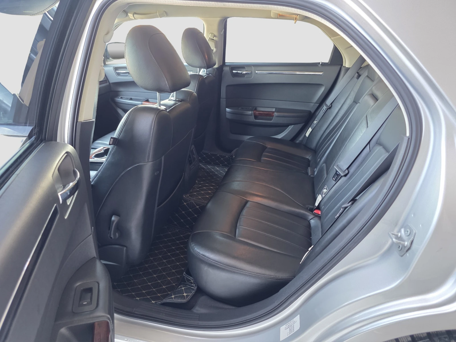 Chrysler 300c 2.7 LPG | Mobile.bg � ����������� 12