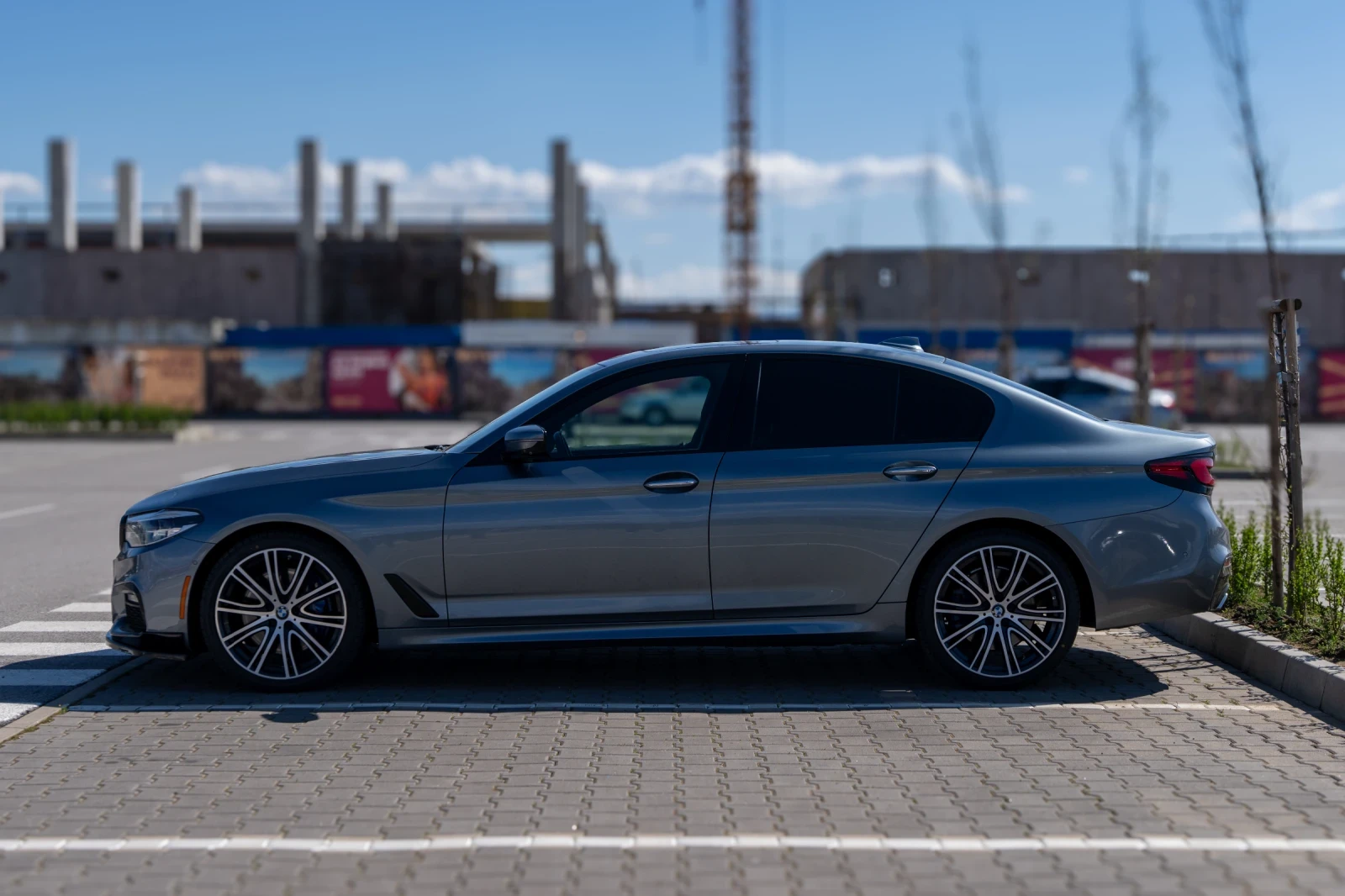 BMW 540 i xDrive Individual , снимка 8 - Автомобили и джипове - 54319411