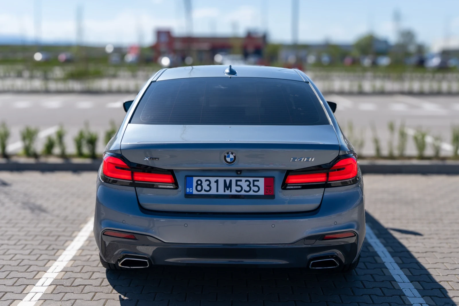 BMW 540 i xDrive Individual , снимка 6 - Автомобили и джипове - 54319411