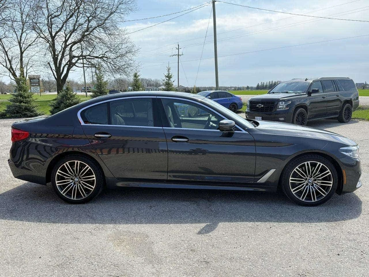 BMW 530 530i xDrive | Navigation | Backup Camera | Sunroof | Mobile.bg � ����������� 8