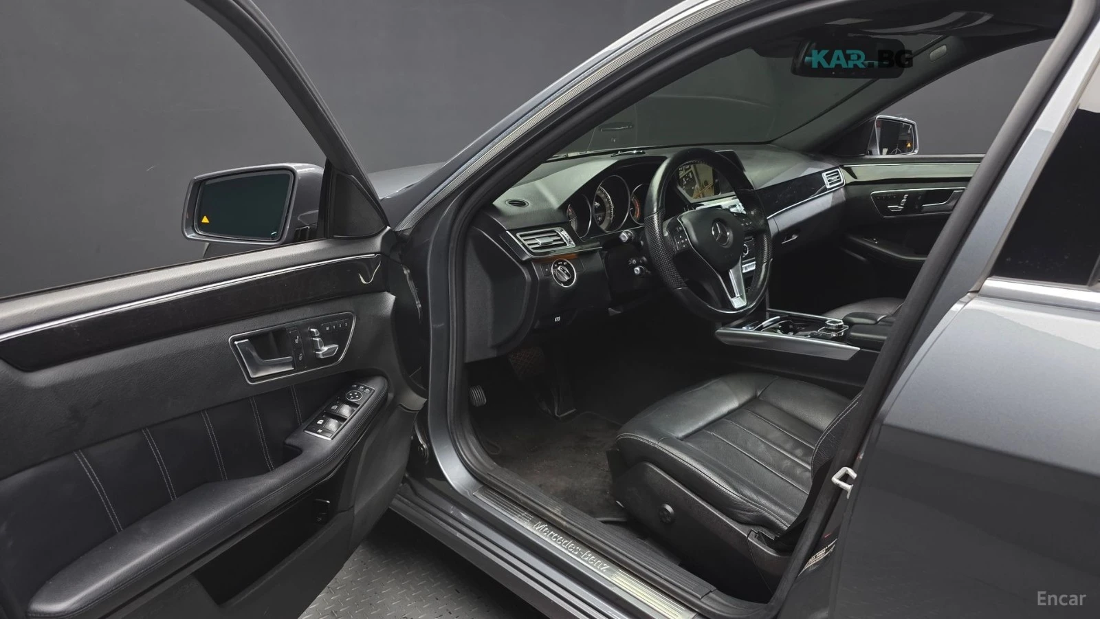 Mercedes-Benz E 250 BLUE TECH* 4MATIC* AVANTGARDE* PANO* КОЖА* ПОДГРЕВ, снимка 10 - Автомобили и джипове - 54896766