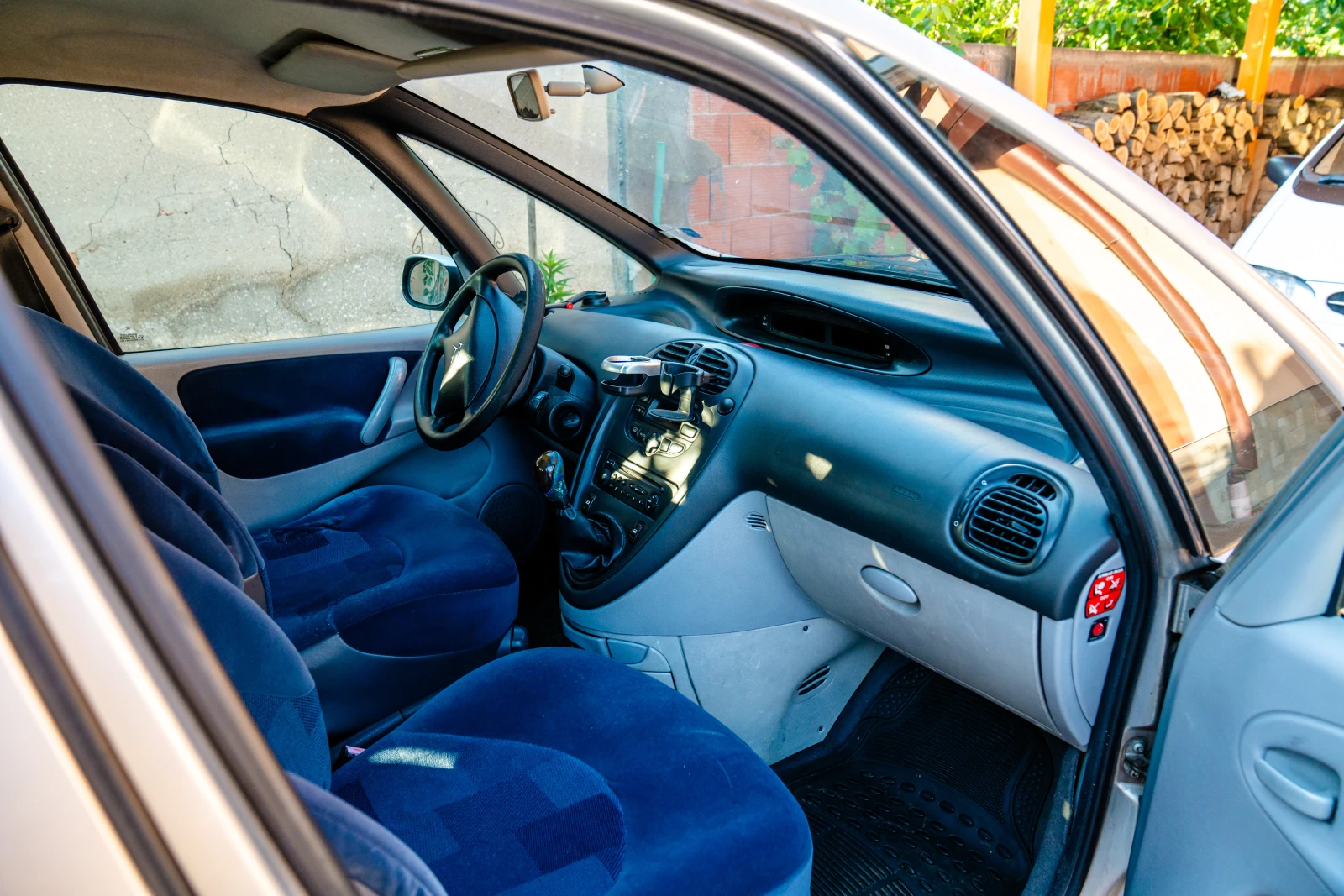 Citroen Xsara picasso, снимка 3 - Автомобили и джипове - 55003574
