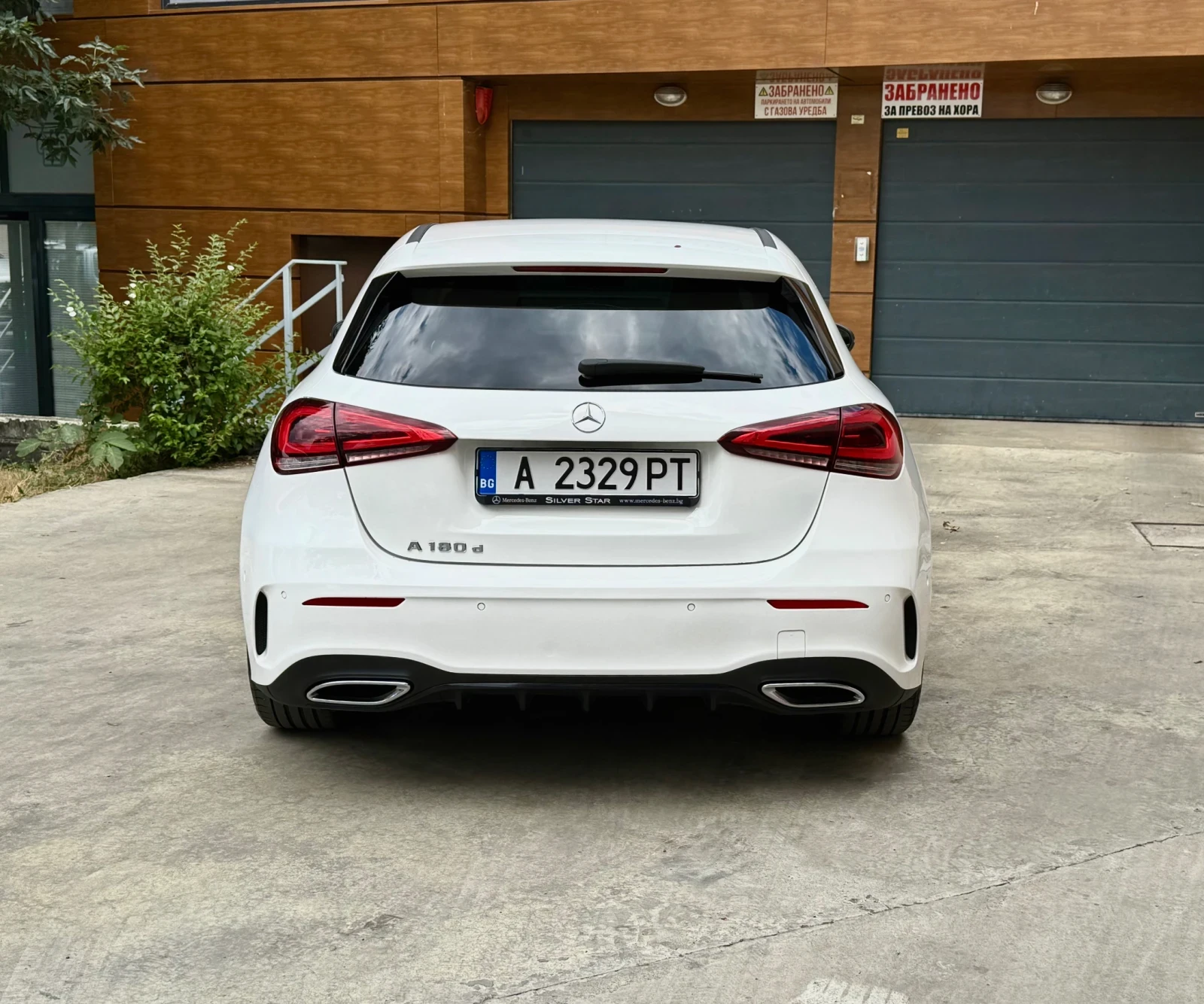 Mercedes-Benz A 180 * AMG LINE* , снимка 5 - Автомобили и джипове - 55235625
