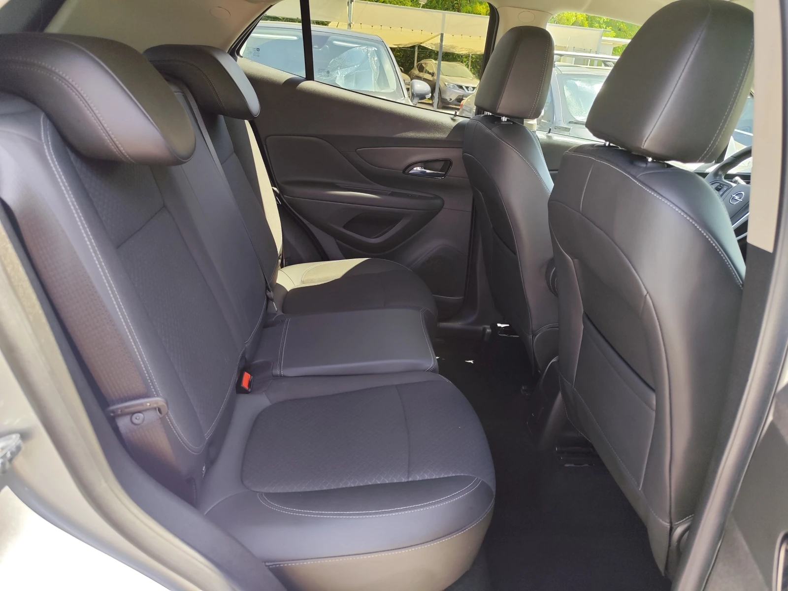 Opel Mokka X 1.4i* TURBO-140k.c * INOVATION* LED* 75000km* , снимка 11 - Автомобили и джипове - 55641698